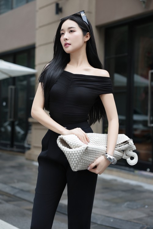 Sixdo Black Woven Baggy Pants